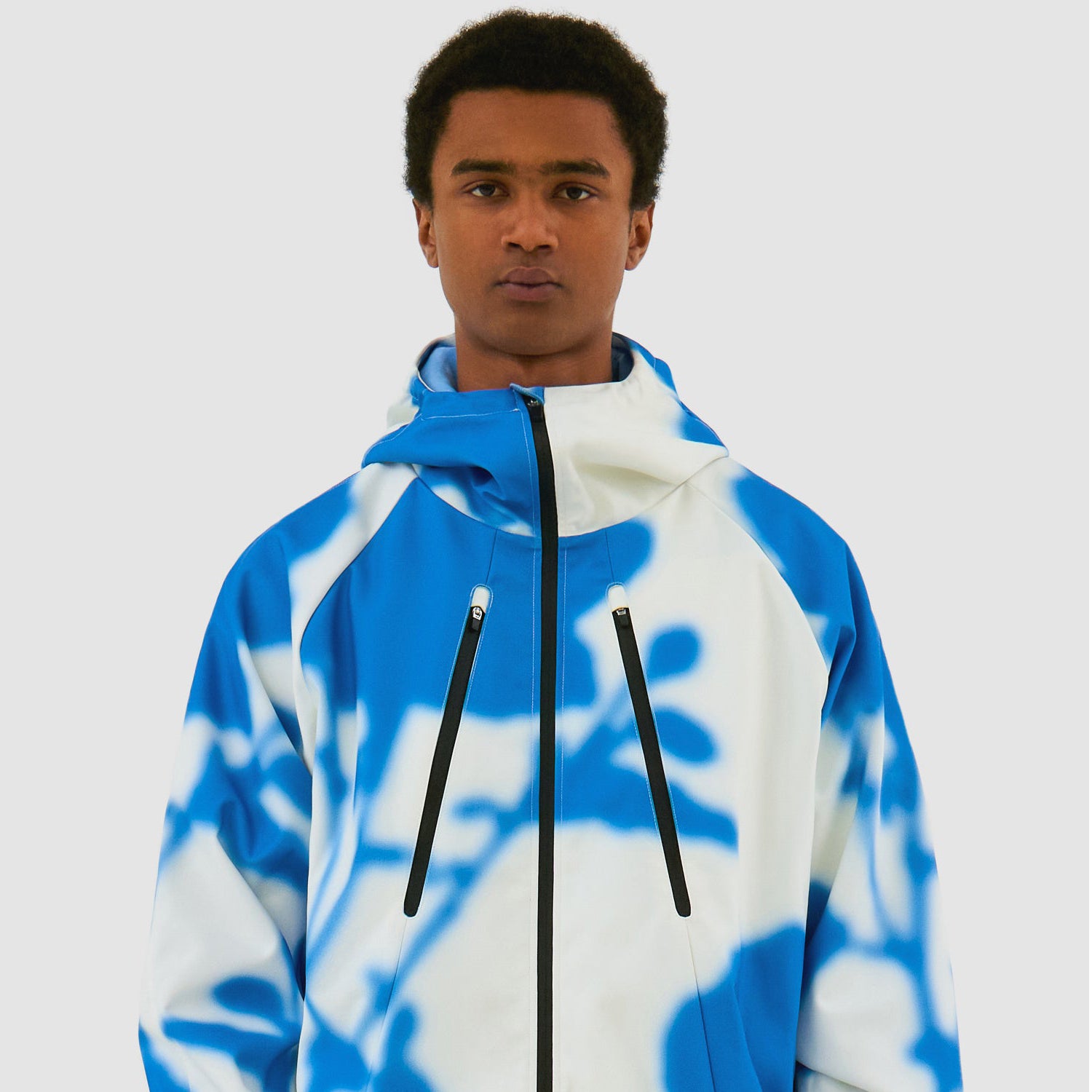 Arte Antwerp Blue Flower Technical jacket: White/Blue – The Union 