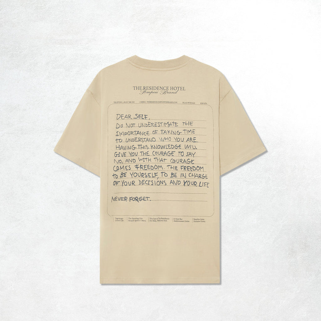 Pompeii Cedar Hotel Note Graphic T-Shirt_1