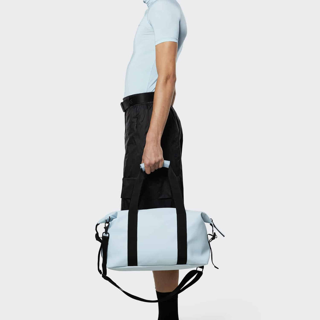 Rains Weekend Bag Small: Sky_Model